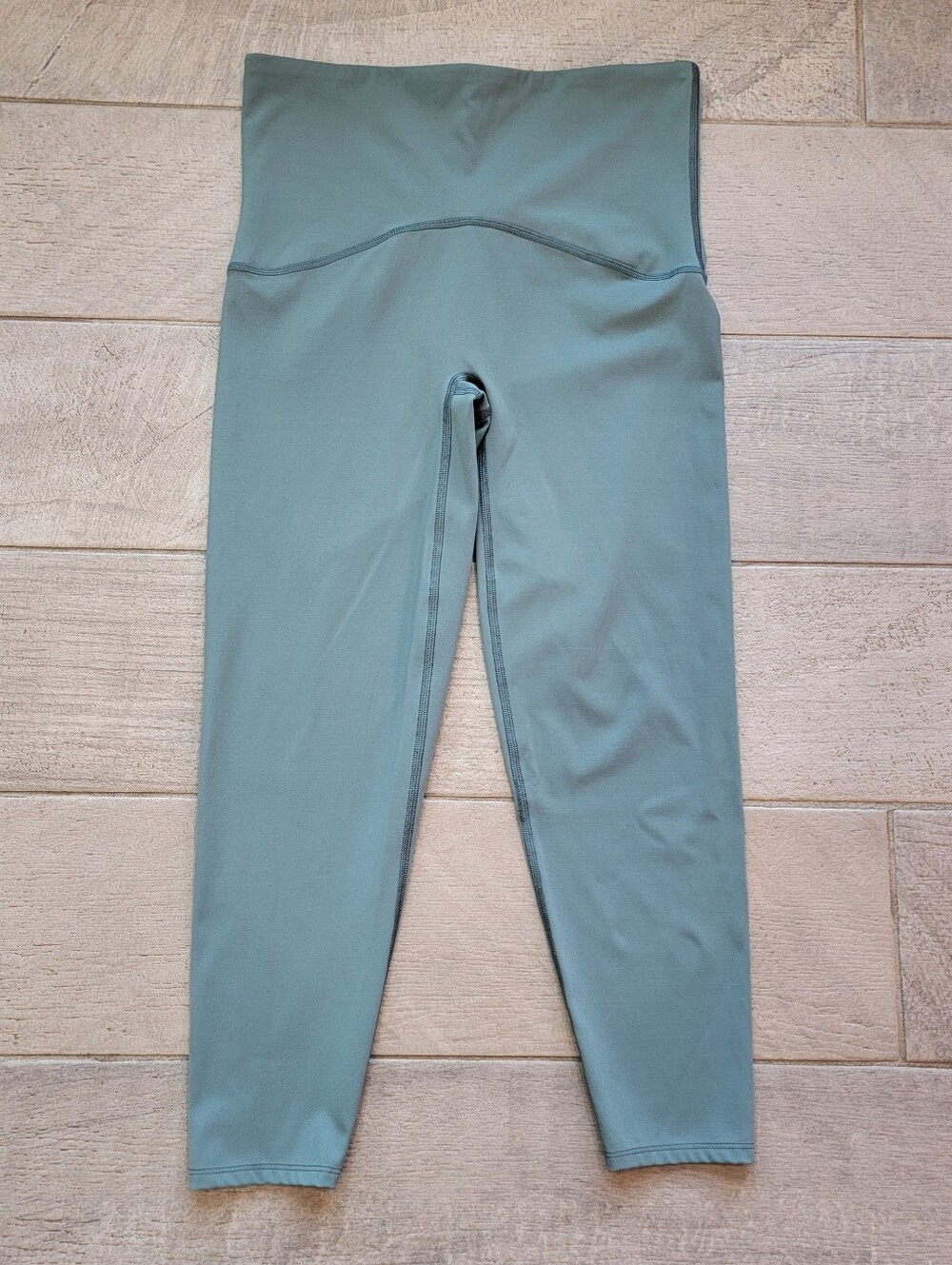 Spanx Booty Boost 7/8 Leggings - Picture 2 of 9